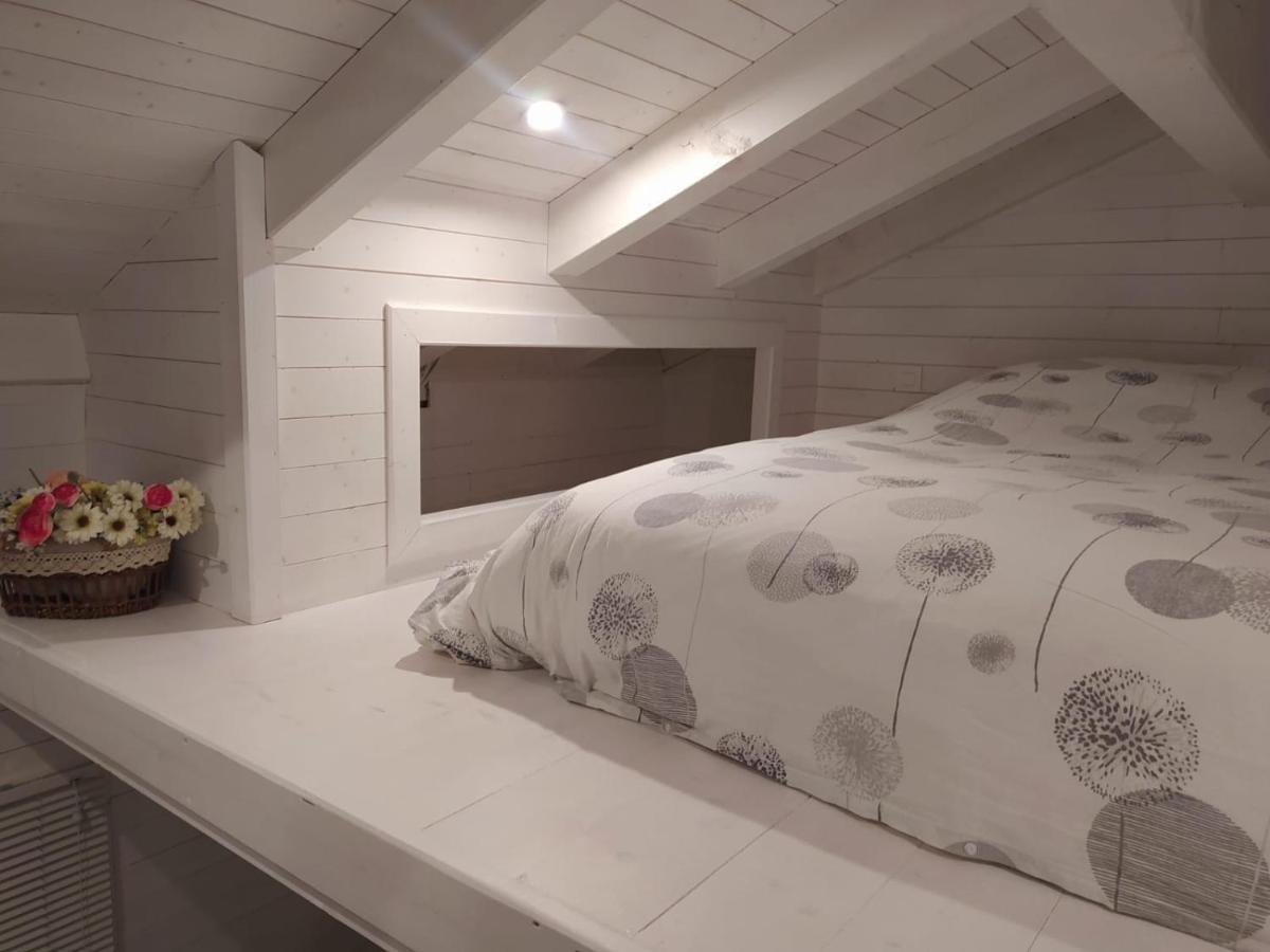 Maisonnette Talloires Luaran gambar